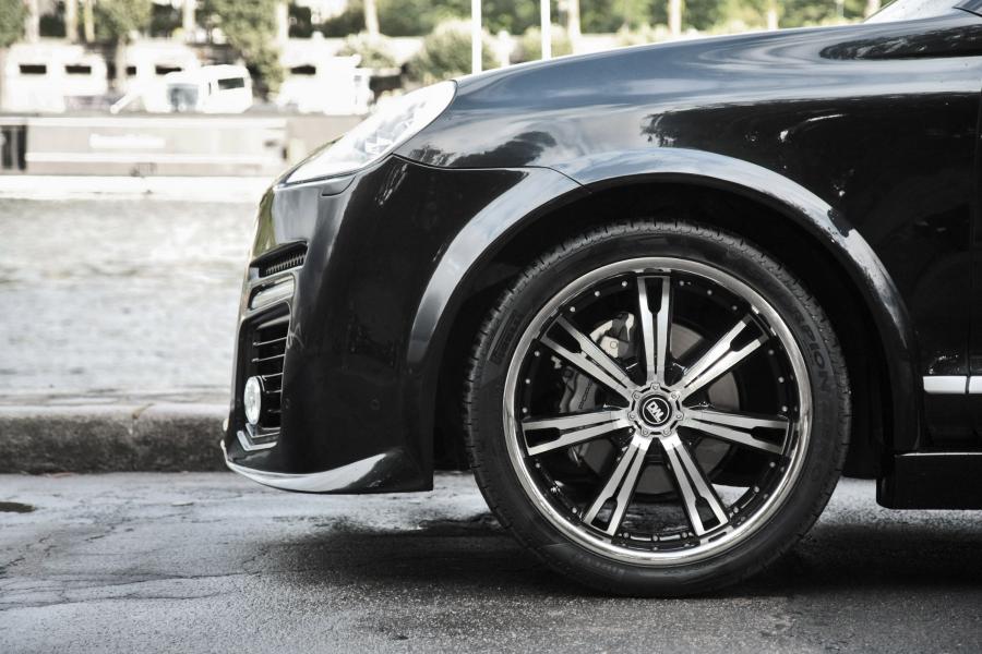  Porsche Cayenne Balrog by Paret 2009 года  (фото 8 из 81)